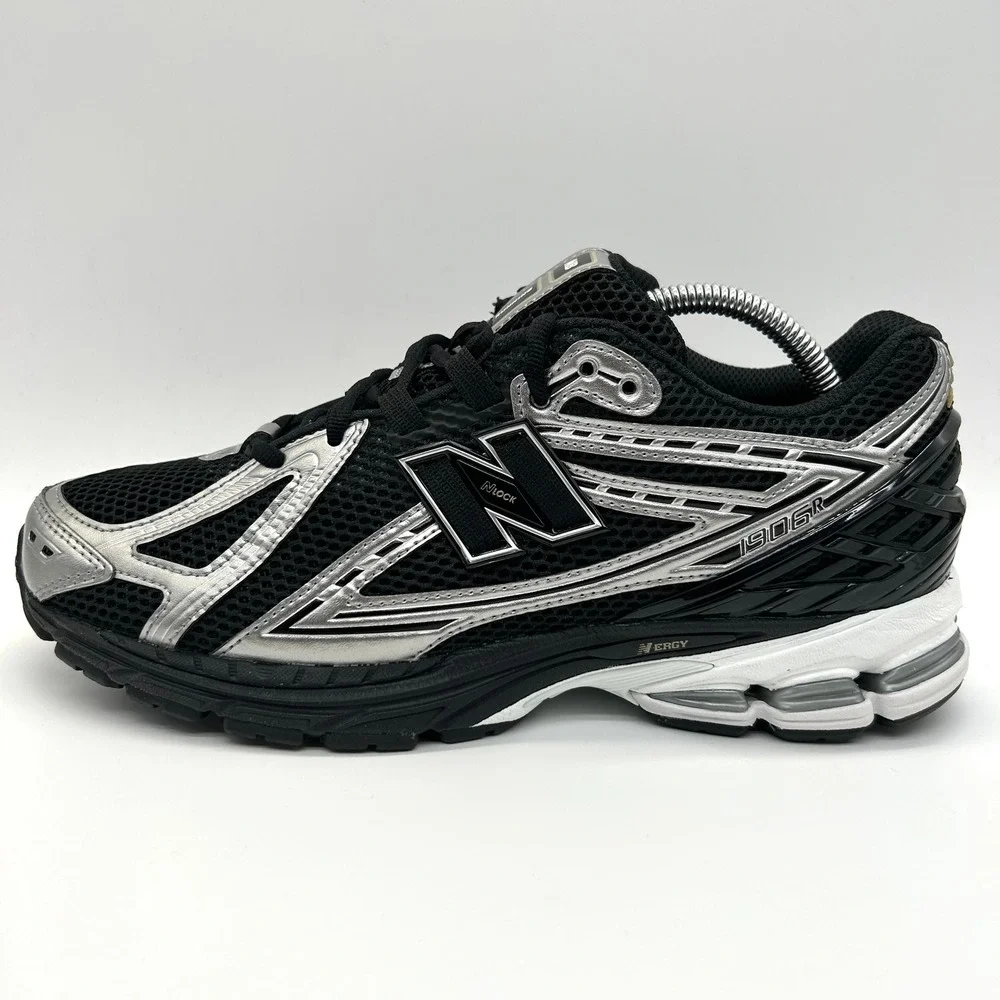 New Balance 1906R Shoes Mens 9 Black Silver Metallic Running Sneakers U1906RCF